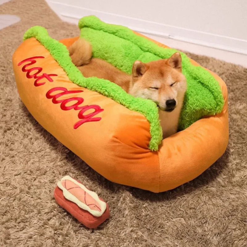 DogDelícia Conforto: Cama para Cães Estilo Hot Dog para Pets - Aconchegante e Lavável